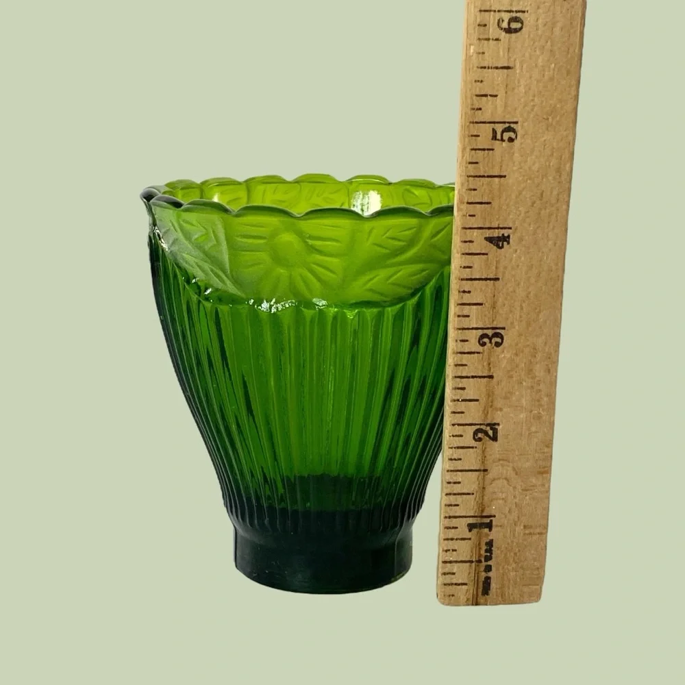 Crate & Barrel Green Glass Frosted and Glossy Ribbed Floral Candle Holder 4.25